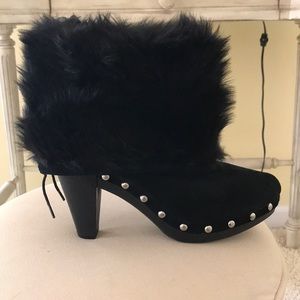 Michael Kors boots size 7 1/2